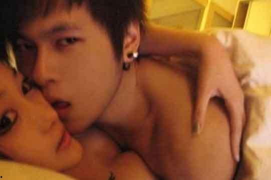 吻戏床大全张馨予,揭秘影视作品中的浪漫瞬间