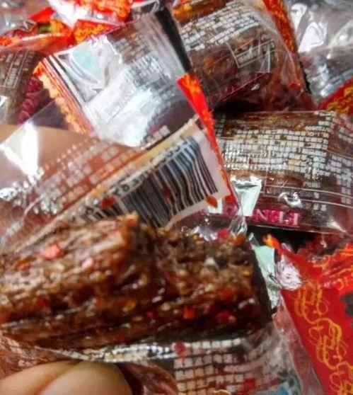 90后吃的辣条图片大全,那些年我们一起追的辣条风潮