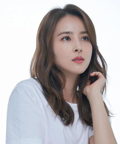 韩国女性,传统与现代的完美融合