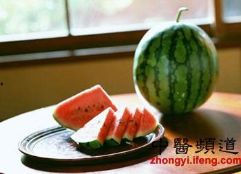 吃西瓜图片,西瓜清凉一夏