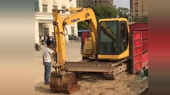 大挖掘机工作视频播放,高效施工的震撼展示