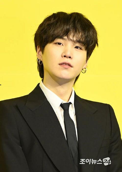 韩国男星团,韩国男星团的崛起之路