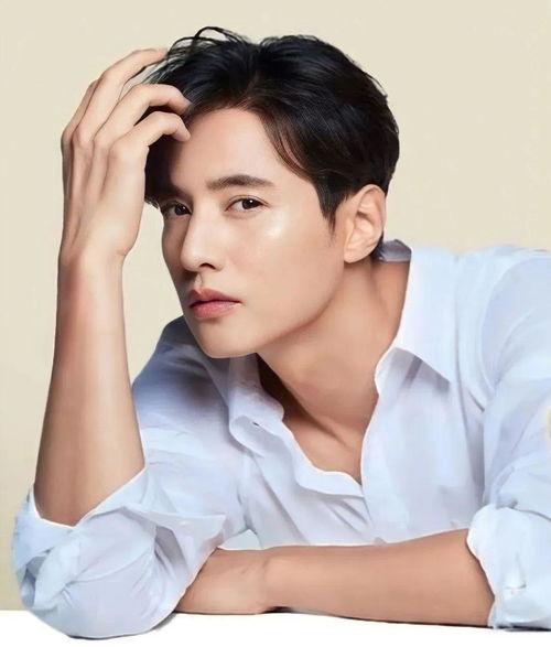 韩国演技派男演员,演绎魅力与实力的完美融合