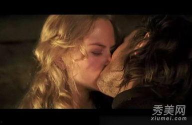 冷山裘德洛床戏,裘德洛与床戏的激情演绎