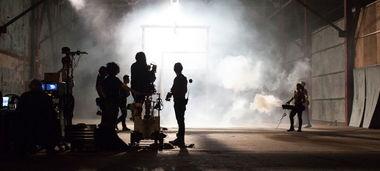 a篇在线观看电影,沉浸式观影体验，带你领略光影魅力