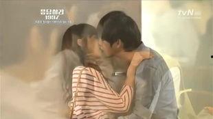 新的床戏大全,揭秘影视作品中那些令人脸红的激情瞬间