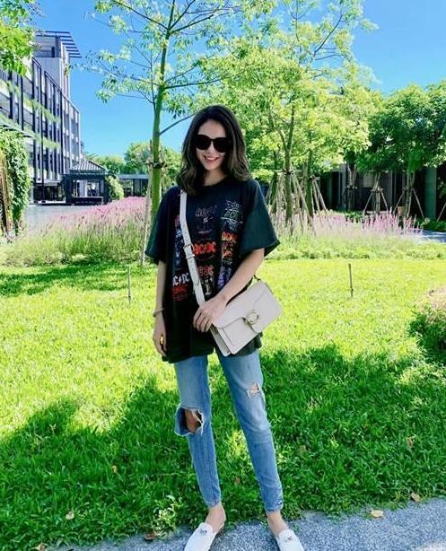 内衣模特昆凌图片大全,性感魅力全展现