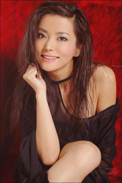 邵兵李钰床戏,情感纠葛下的激情火花